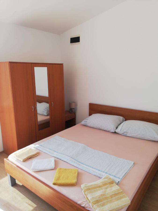 Kovacic Appartement Vir Buitenkant foto